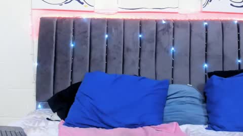 Snapshot of jake_shadow14 chatting on 12.25.24 Hi guys im new 3 online show from 12.25.24