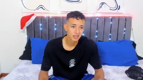 Snapshot of jake_shadow14 chatting on 12.28.24 Hi guys im new 3 online show from 12.28.24