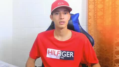 Snapshot of jake_shadow14 chatting on 02.13.25 Hi guys im new 3 online show from 02.13.25