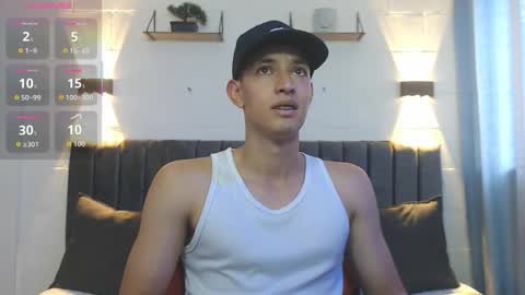 Snapshot of jake_shadow14 chatting on 09.16.25 Hi guys im new 3 online show from 09.16.25