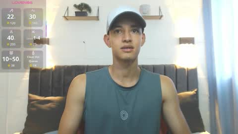 Snapshot of jake_shadow14 chatting on 09.19.25 Hi guys im new 3 online show from 09.19.25