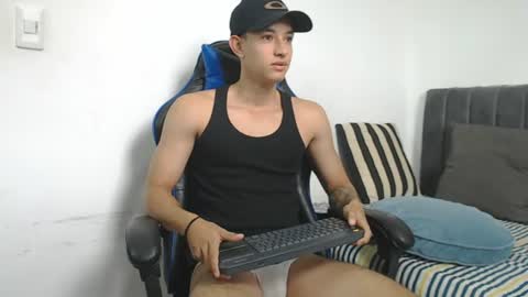 Hi guys im new 3 online show from 07.15.26