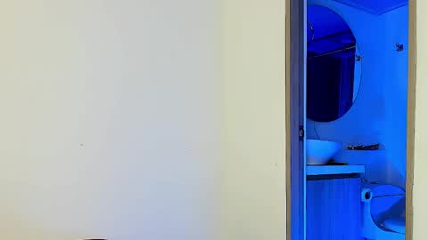 Snapshot of jakee_brown chatting on 02.16.25 Santiago online show from 02.16.25