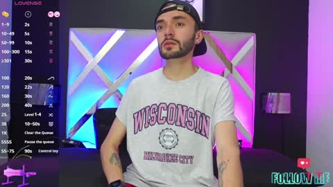 jakemagnus_ online show from 02.05.25