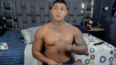 my name is sebas If you come here dont hesitate to say hello Im a guy who really likes having conversations and having hot online show from 05.11.26