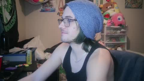 Snapshot of jakieepoo212 chatting on 12.27.24 Jakieepoo212 online show from 12.27.24