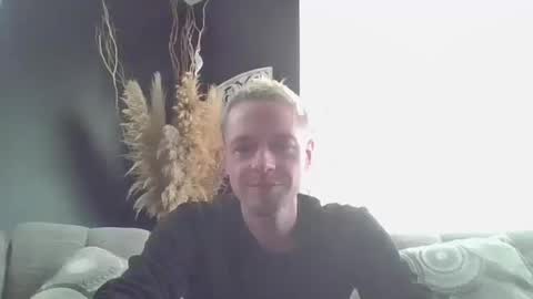 Snapshot of jakjakrabbit chatting on 10.11.25 jakjakrabbit online show from 10.11.25