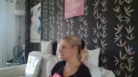 JAKKI LOUISE pornstar online show from 09.08.25