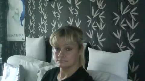 JAKKI LOUISE pornstar online show from 10.16.25