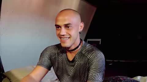 GiakyFaqk online show from 09.11.25