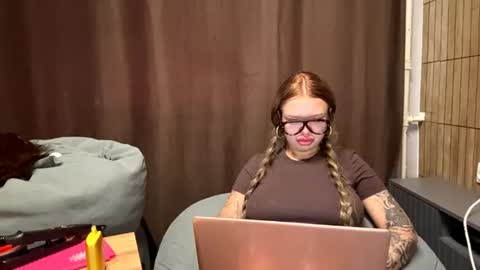 Nicole online show from 07.16.26