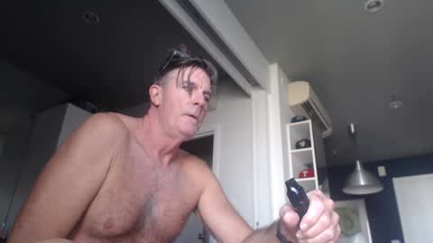 Snapshot of jam_on_it chatting on 01.02.25 JAM online show from 01.02.25