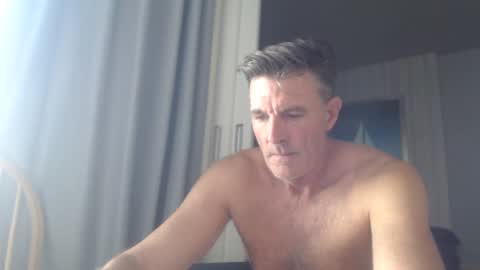 Snapshot of jam_on_it chatting on 02.16.25 JAM online show from 02.16.25