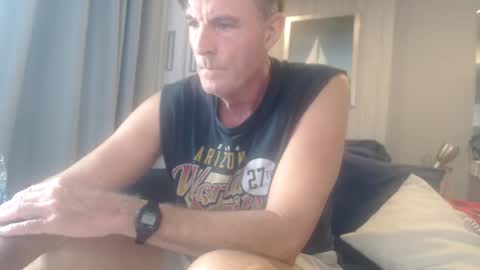 Snapshot of jam_on_it chatting on 02.19.25 JAM online show from 02.19.25