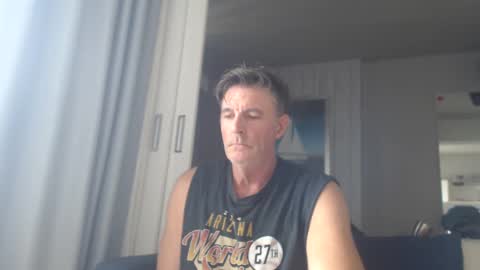 Snapshot of jam_on_it chatting on 02.20.25 JAM online show from 02.20.25