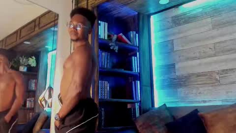   online show from 11.01.25