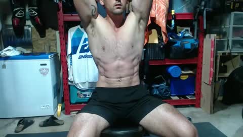 Snapshot of james7744 chatting on 09.23.25 theguy online show from 09.23.25