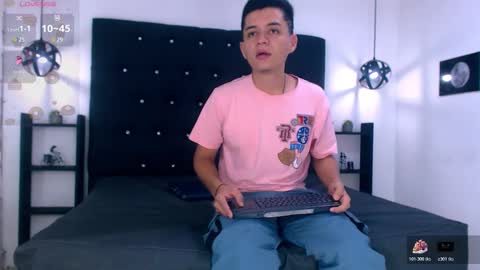 James y Kenet online show from 02.21.26