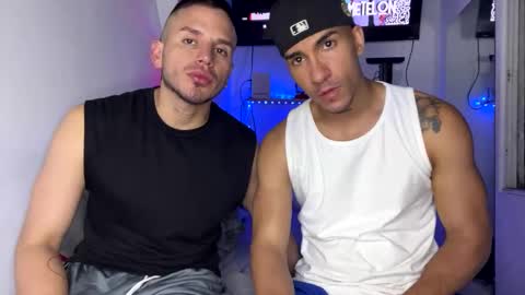 james_and_max online show from 03.04.25