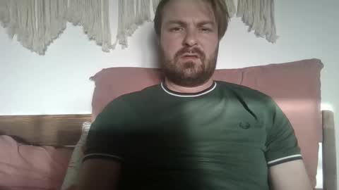 Snapshot of james_heron chatting on 11.26.25 James Heron online show from 11.26.25