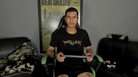 Jamesinked  online show from 01.26.25
