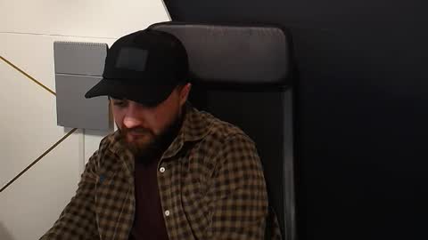 Snapshot of jamesmyersx chatting on 10.23.25 JamesMyers online show from 10.23.25