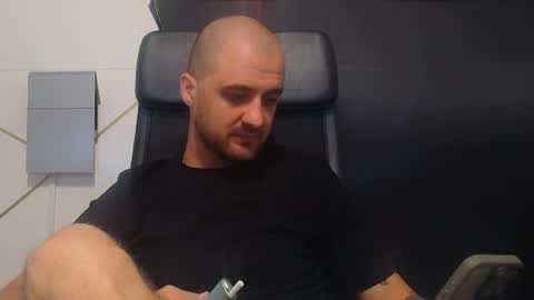 Snapshot of jamesmyersx chatting on 07.05.26 JamesMyers online show from 07.05.26