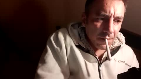 Snapshot of jamessisi chatting on 11.02.25 jamessisi online show from 11.02.25