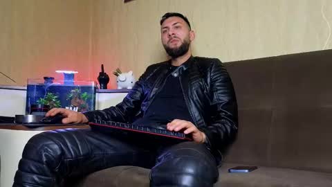 Robbie online show from 09.18.25