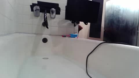 Bootyshows online show from 10.12.25