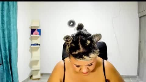 Snapshot of jan_milkhot chatting on 02.22.26 jan_milkhot online show from 02.22.26