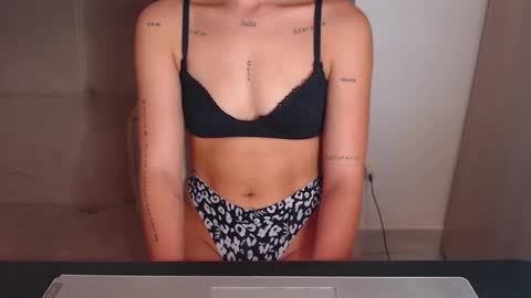 Snapshot of janamiller1 chatting on 01.05.26 Jana online show from 01.05.26