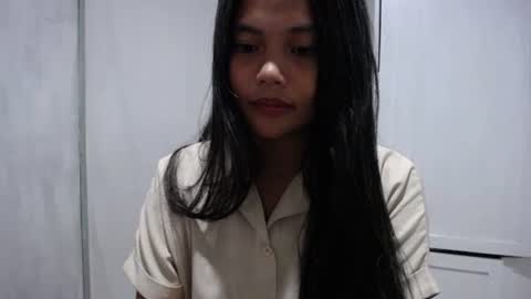 Snapshot of jane186864 chatting on 07.31.26 layslutty online show from 07.31.26