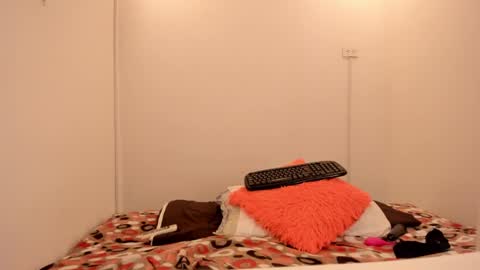 Jane  M online show from 01.03.25