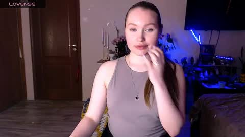 Snapshot of janeblossomhot chatting on 05.12.26 Jane online show from 05.12.26