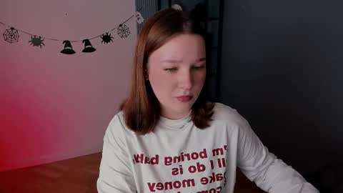 Snapshot of janebyrd chatting on 11.01.25 Jane online show from 11.01.25