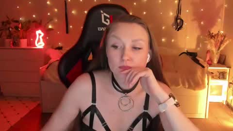 Snapshot of janegrey11 chatting on 02.20.25 Jane online show from 02.20.25