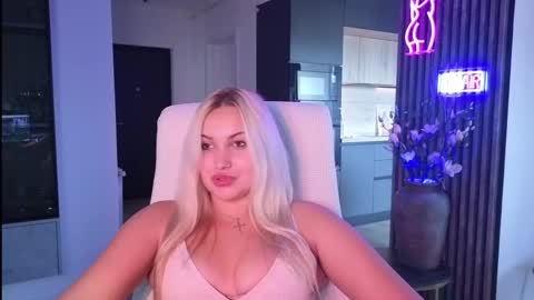 Snapshot of janemiss chatting on 10.22.25 Jane online show from 10.22.25