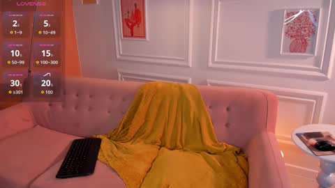 Snapshot of janeray_ chatting on 09.12.25 My name is Janette but you can call me Jane 3 online show from 09.12.25