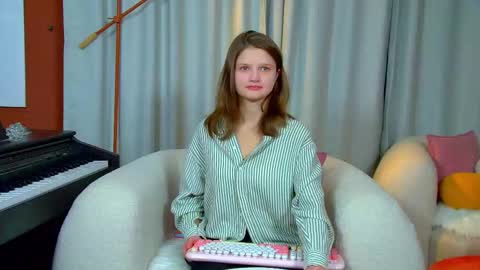 Snapshot of janerosen chatting on 10.15.25 jane online show from 10.15.25