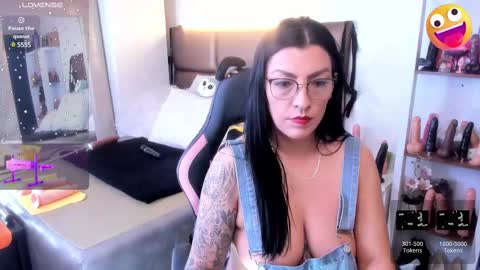 Snapshot of janette_rider chatting on 02.19.25 Janette rider online show from 02.19.25