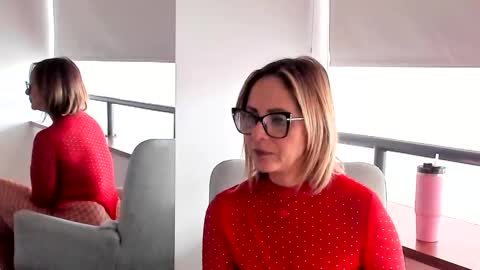 Snapshot of janeturner chatting on 02.07.25 JANE TURNER MILF online show from 02.07.25
