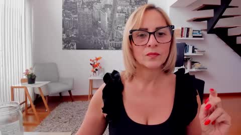 Snapshot of janeturner chatting on 10.09.25 JANE TURNER MILF online show from 10.09.25