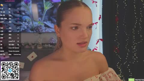 Hi Im Alice and here youll find something online show from 03.31.26