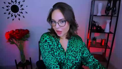 Snapshot of janewyatt chatting on 02.13.25 janewyatt online show from 02.13.25