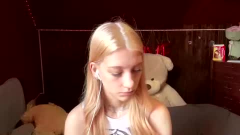 Elsa online show from 07.06.26
