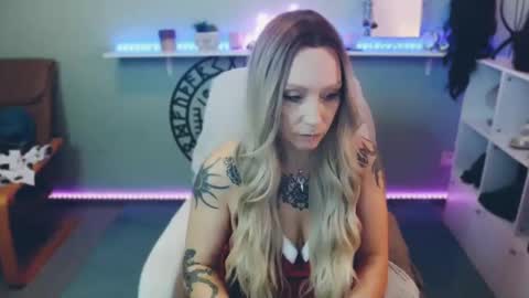 JaninaSecrets online show from 12.26.24