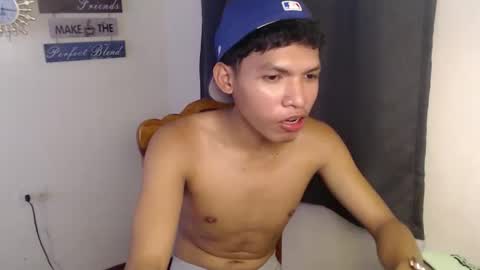 janlloyd04 online show from 10.03.25