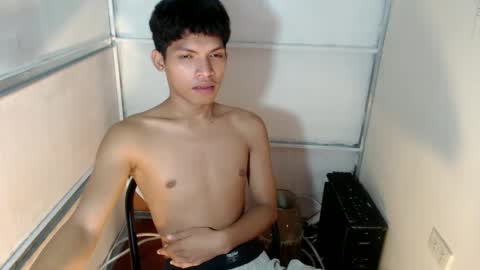 janlloyd04 online show from 04.02.26