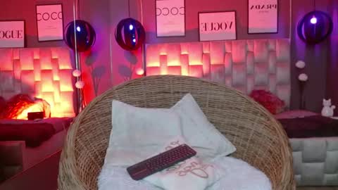 Snapshot of janne_loving chatting on 10.13.25 janne online show from 10.13.25